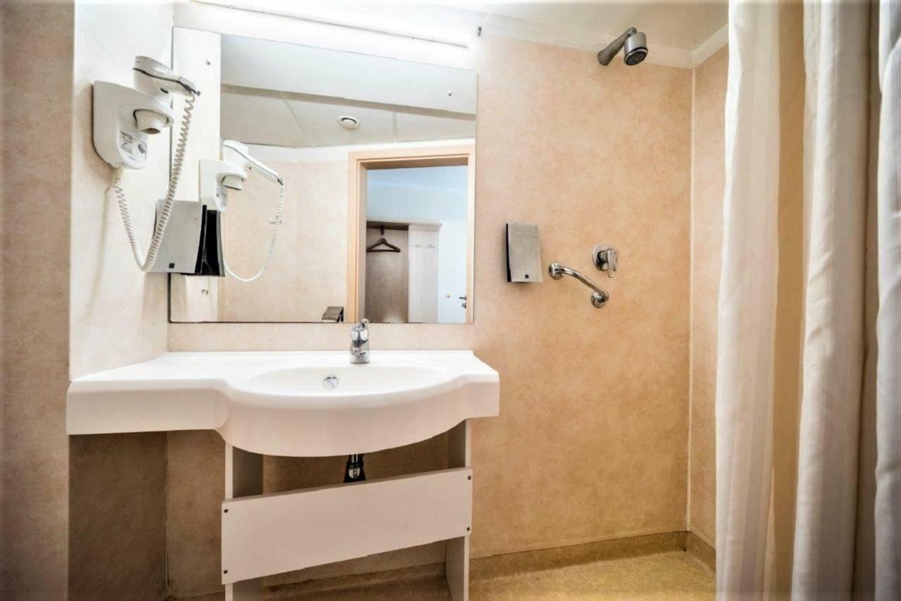 Rija Bauska Hotel المظهر الخارجي الصورة